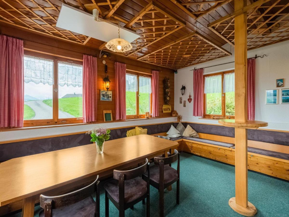 Vintage Holiday Home In Vorarlberg Near Ski Area Schwarzenberg im Bregenzerwald Exterior photo